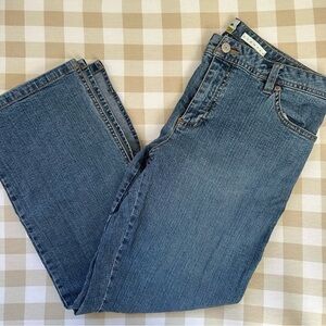 Vintage Old Navy Women's Cropped Blue Jeans Size 10